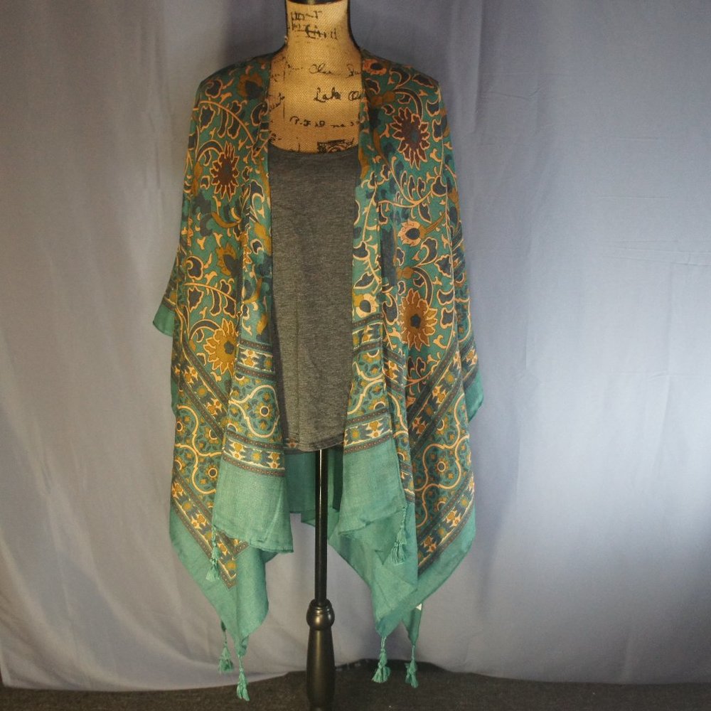 Bohemian Kimono- Green Medium Length